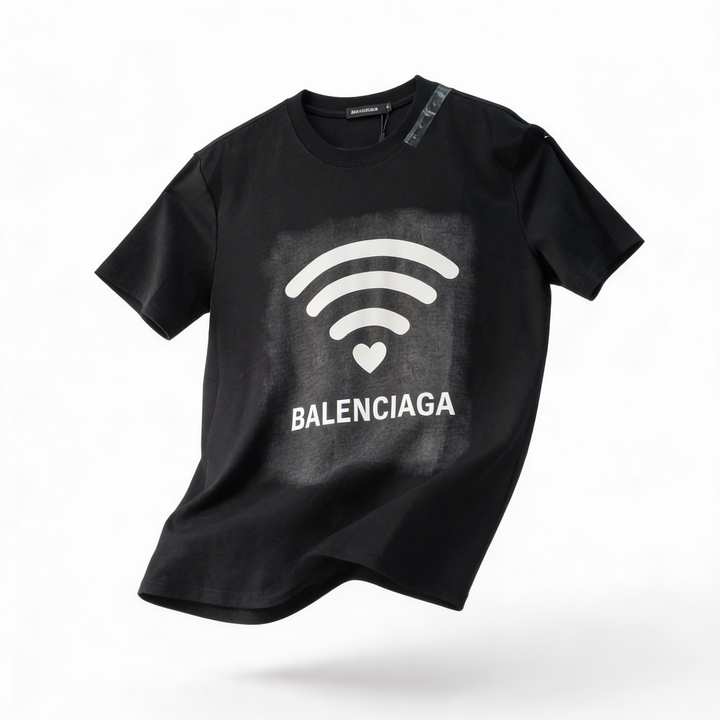 Camiseta Importada Balenciaga Negra
