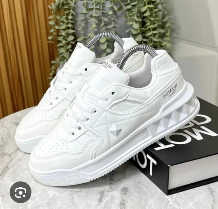Tennis Valentino Blanco