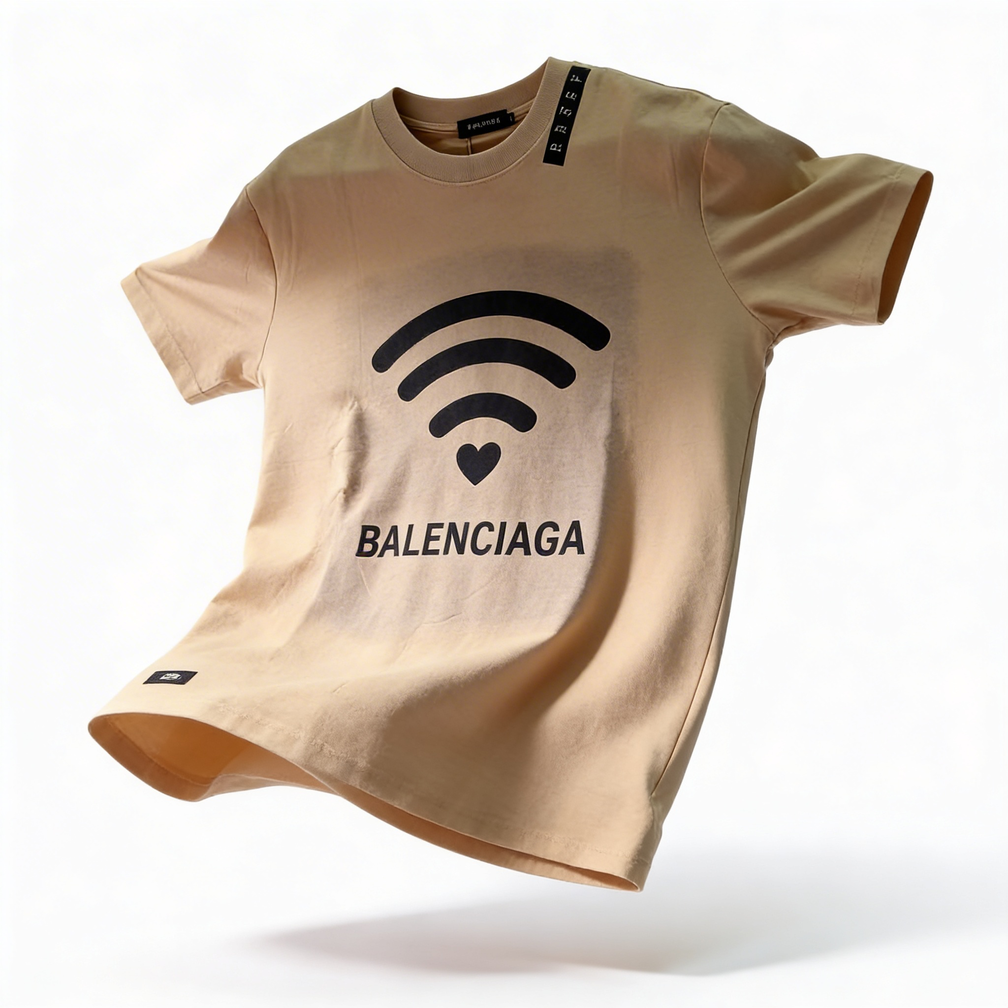 Camiseta Importada Balenciaga Café Claro